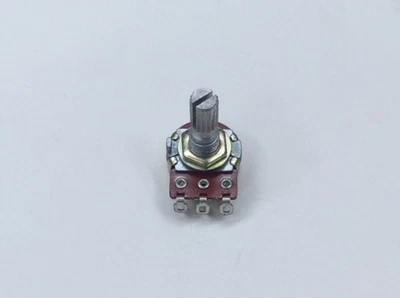 4 Pcs: 5K Ohms Linear Potentiometer (Variable Resistor) 3 pin 14mm Shaft D: 6mm - Image 1 of 3