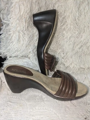 VTG Kenneth Cole Reaction Sandals 7.5 M brown leather wood wedge heel - Image 1 of 4
