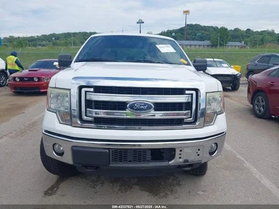 Used Washer Fluid Reservoir fits: 2013 Ford F150 PICKUP includes pump and batter - Image 1 of 4