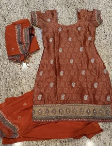 Womens Indian Clothing Beautiful Terracotta Beaded Kurta Pajama Shawl Size 0-2 - Picture 1 of 9