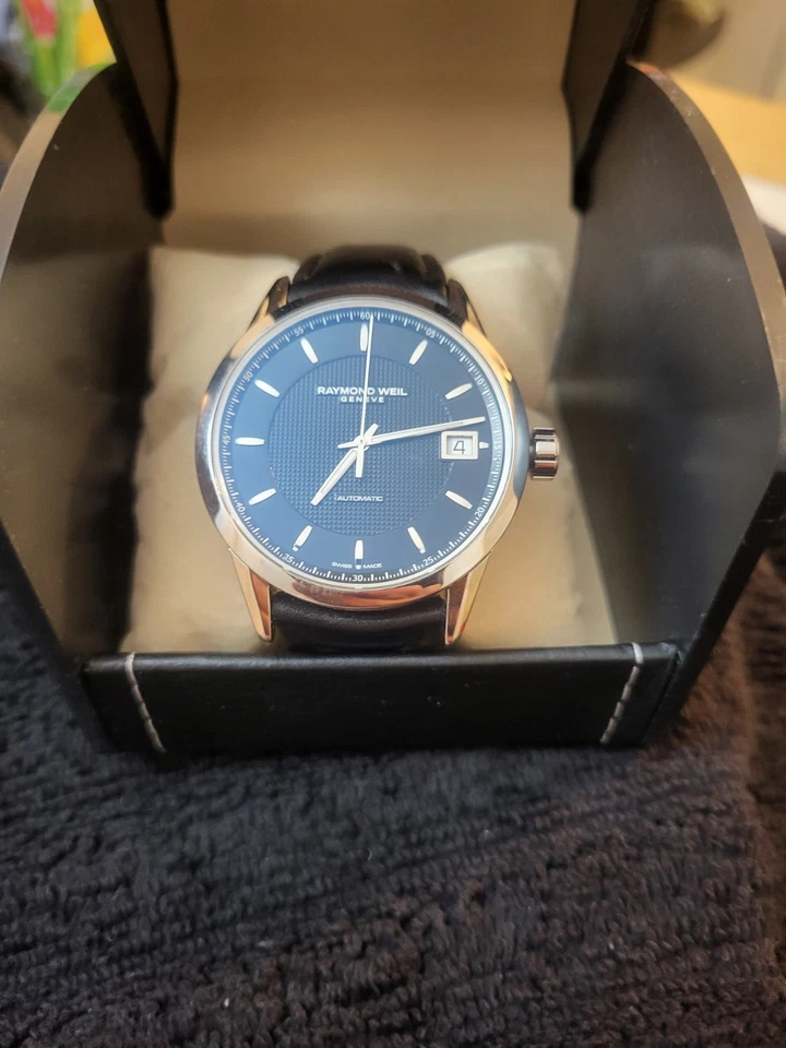 Reloj Hombre Raymond Weil Maestro Gris - 2837-STC-00609 Foto 1 de 4