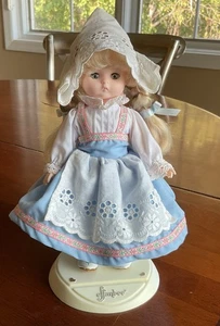 Vintage Effanbee 1988 Lil’ Innocents Int’l 8” Vinyl Holland Puppe - Bild 1 von 9