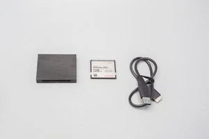 Sandisk 128GB Extreme Pro CFast 2.0 Memory Card 128 GB w/ Sandisk Card Reader - Picture 1 of 2