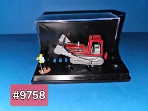 HO SCALE RED CONSTRUCTION BULLDOZER, NEW, SEE PHOTOS - Picture 1 of 4