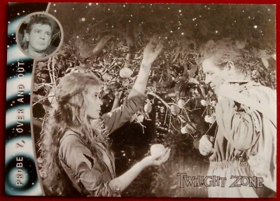 TWILIGHT ZONE - Card #72 - PROBE 7, OVER AND OUT (RICHARD BASEHART) - Image 1 of 2