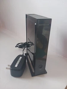 Netgear WNR2000v3 N300 4-portowy router bezprzewodowy 10/100 - Zdjęcie 1 z 4