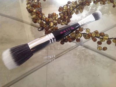 Cepillo facial y de ojos de doble extremo Mally Beauty - ¡Nuevo! Foto 1 de 3