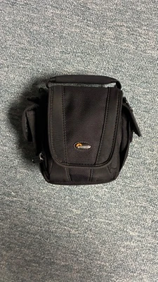 Lowepro Edit 100 Camcorder Camera Carry Shoulder Bag Black - Image 1 of 4