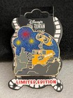 Disney DSF DSSH Wall-E with Fireworks Fourth 4th of July 2013 LE 400 Pin