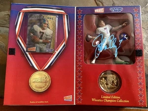 RARE! John Elway AUTO SIGNED Wheaties Starting Lineup Football Figure- JSA COA - Picture 1 of 5