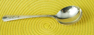 Wm. A. Rogers A1 Plus Oneida Ltd. 1938 Silver plate Soup Spoon - Picture 1 of 8
