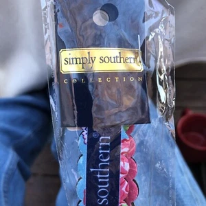 simply southern Womens Sunglasses Retainer Roses - Picture 1 of 6