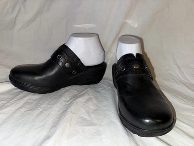 Zuecos BOC Pontine tachuelas cuero negro 8 M cojín sin cordones, cómodo  Foto 1 de 4