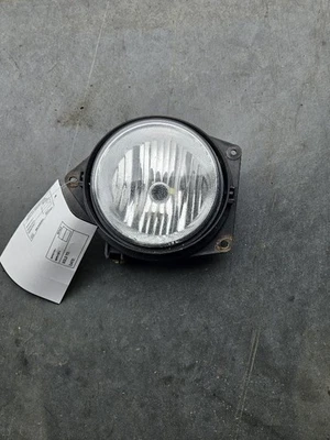 Luz de estacionamiento/esquina del conductor montada para parachoques antiniebla se adapta a 06-10 HUMMER H3 4245 Foto 1 de 4