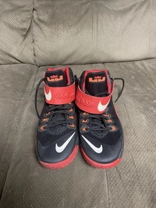 Nike Lebron Zoom Soldier VIII 8 size 7Y - Picture 1 of 8