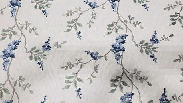 Fabricut - Arroyo Floral / Color Chambray - 1,75 yardas Foto 1 de 1