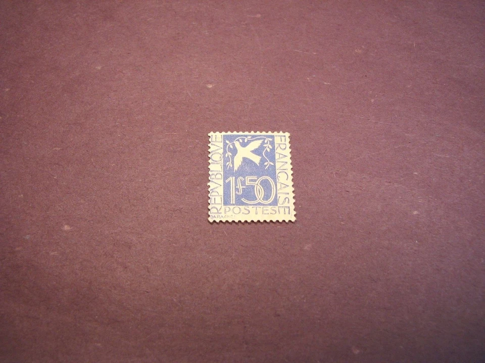 Sello de Francia Scott # 294 paloma y rama de olivo 1934 MH C220 Foto 1 de 2