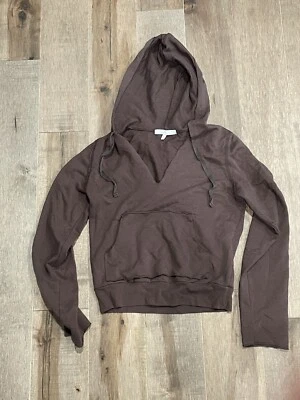 Linda sudadera con capucha marrón Charlotte Russe para mujer/junior talla pequeña Foto 1 de 3