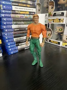 DC Universe Classics - Grodd Wave - Aquaman Long Hair Action Figure - A1 - Picture 1 of 4