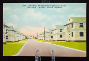 Postcard A Street And Barracks In The Replacement Center Fort Francis Warren WY - Picture 1 of 8