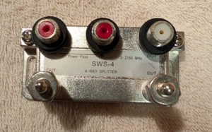 DirecTV 0837 SWS-4 4-Way Splitter 2-2150 MHz Power Passing Splitter - Picture 1 of 5