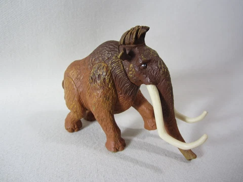 Ice Age 2 Meltdown MANNY Wooly Mammoth 4 1/2" Action Figure RARE HTF Mattel 2005 Cover