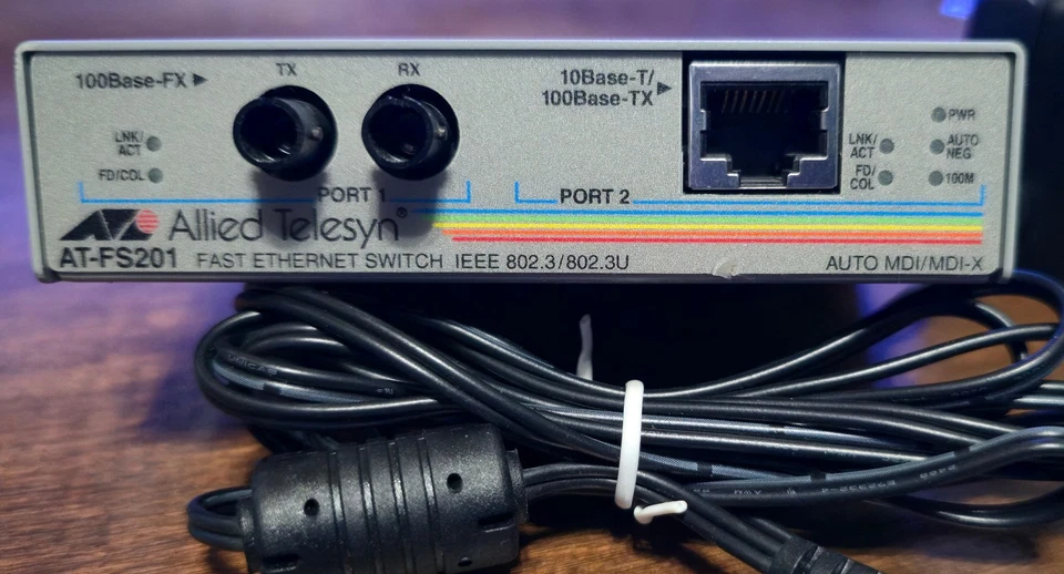 Vintage Fast Ethernet Switch Allied Telesyn AT-FS201 100Base-FX 12V 0.5A - Image 1 of 3