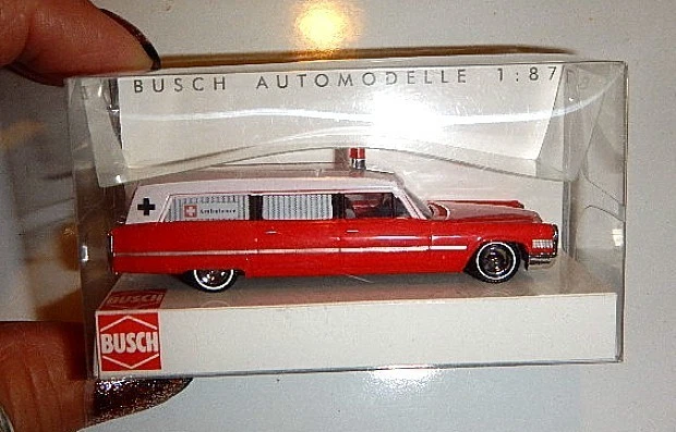 Busch  Automodelle  42908 Cadillac Ambulance  1966   1:87  NIB - Image 1 of 2