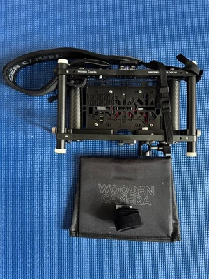 Wooden Camera Director's Monitor Cage v3 + OEM Anton Bauer Gold Mount Plate - Image 1 of 2