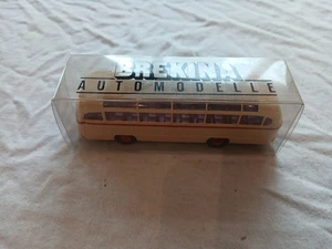 Brekina 52368 H0 Mercedes MBO 321 H Reisebus 50er Jahre, beige - Bild 1 von 3