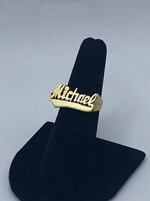 Anillo con nombre personalizado de latón “Michael” talla 6,5 Foto 1 de 4