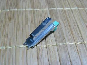 TOSHIBA RT-S653 DM-02 BOOMBOX GHETTOBLASTER PARTS: 1 X CASSETTES FF, REW...KNOB. - Picture 1 of 2