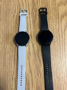 Samsung Galaxy Watch 4 SM-R870 Black and 5 SM-910 White - Photo 1 sur 3