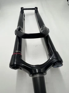 Rockshox LYRIK SELECT+ RC 29" 170 42mm offset  GLOSS BLACK Boost 110mm fork - Picture 1 of 6
