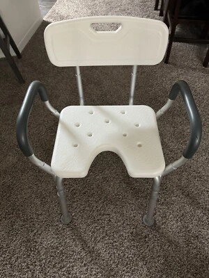 Скамья для ванны с откидной спинкой и мягкими подлокотниками легкая алюминиевая рама - Изображение 1 из 4