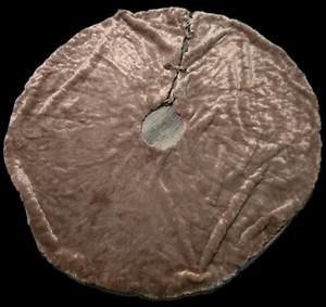 Falda de árbol de Navidad de lujo de piel sintética Thro de Marlo Lorenz redonda Apx. 50 pulgadas  - Imagen 1 de 7