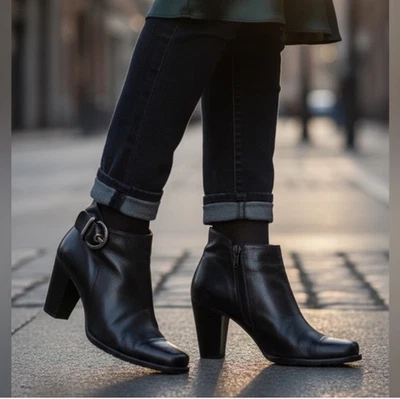 Stuart Weitzman из черной кожи серебряная пряжка ботильоны на каблуке 7,5 - Изображение 1 из 4