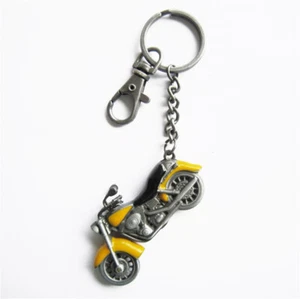 Llavero colgante vintage con diamantes de imitación para motociclista ciclista con dije de metal - Imagen 1 de 4