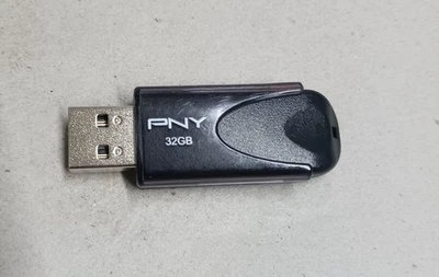 Musica Clasicas & Gruperas 32GB USB 2.0 Flash Drive (Con Mas De 3500 Canciones