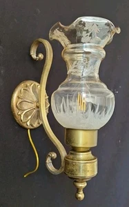 Vintage Single of French Brass Glas 1 Light Sconces Wall Lights Wall Lamps - Picture 1 of 7