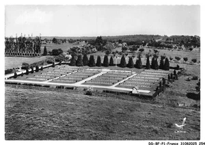 DD-BFP1-0128-54 - Gerbéviller - The Cimétiere Military - View Overhead - Foto 1 di 2