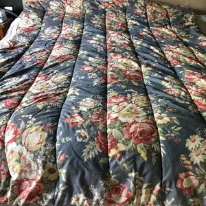 Vtg RALPH LAUREN Kimberly French Blue Floral Twin Comforter- EUC 88x64” - Picture 1 of 5