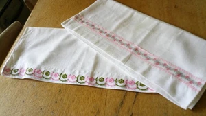 ZWEI VINTAGE BESTICKTE BAUMWOLLKISSENBEZÜGE - Bild 1 von 1