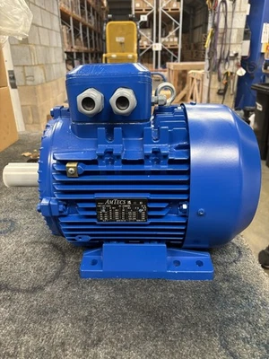 AMTECS - 5.5KW - 2930RPM - 400/690V - 132 FRAME - FOOT MOUNT - 3 PHASE - IE3 - Image 1 of 3
