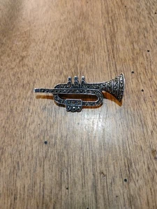 Vintage Sterling Silver And Smoky Crystal Trumpet Brooch Pin GORGEOUS - Picture 1 of 5