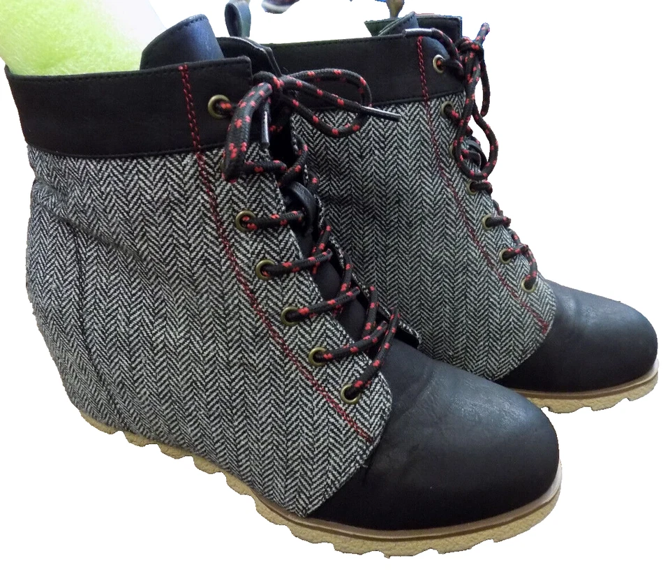 Botines de cuña Cloudwalkers By Avenue Tweed espiga negros 9,5 W ocultos de 3" usados en excelente estado Foto 1 de 4