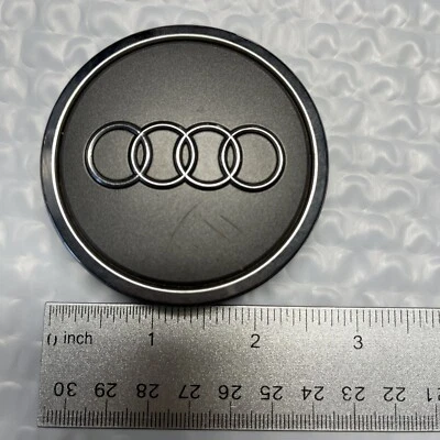 Audi A3 A4 A6 A8 TT 4B0 601 170 A OEM Center Wheel Lug Hub Cap Rim Cover Lot T52 Foto 1 de 2