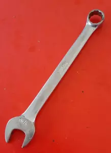 Snap-on Tools USA 12 Point SAE Size 7/16" Short Combination Wrench Model OEX140 - Picture 1 of 9