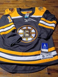 Fanatics PAVEL ZACHA #18 Boston Bruins Black Breakaway Jersey Sz Youth Lg/XL - Picture 1 of 16