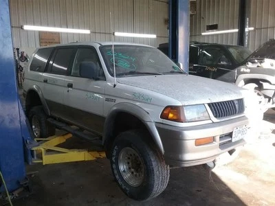 Chassis ECM Roof Fits 97-04 MONTERO SPORT 1461118 — 第 1/4 张图片